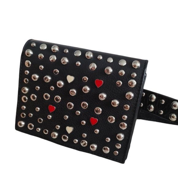 Scotch & Soda Maison Scotch Leather Heart Studded Belt Bag - Picture 16 of 16